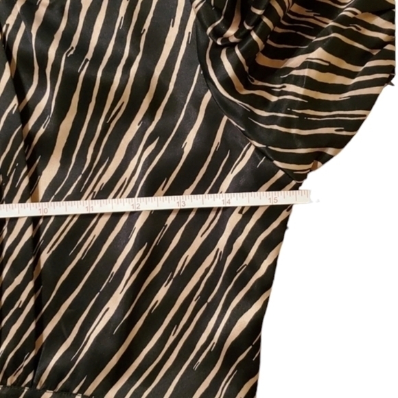 BETSEY‎ JOHNSON VINTAGE SILK DRESS - Picture 8 of 10